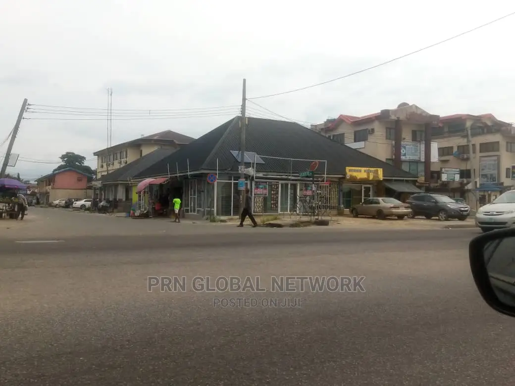 Profitable Commercial Plaza