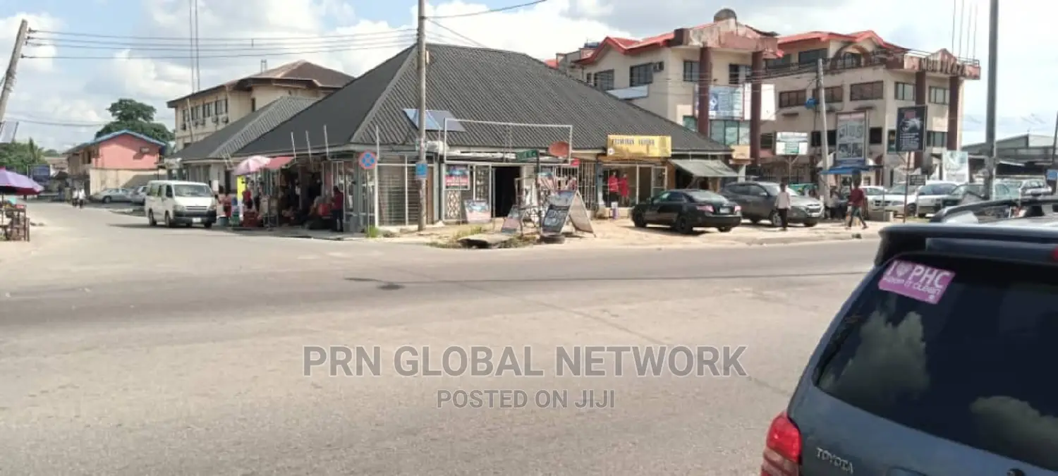 Profitable Commercial Plaza