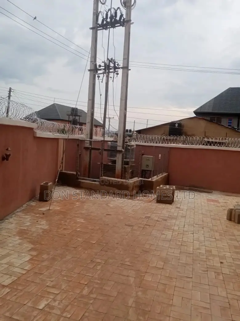 Furnished 5bdrm Townhouse/Terrace in Awka Capital City for Sale