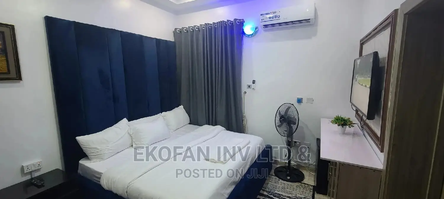 Luxury 1 Bedroom Shortlet Apartment VGC