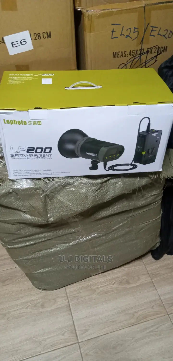 LOPHOTO Lp200bi Professional LED Video Light