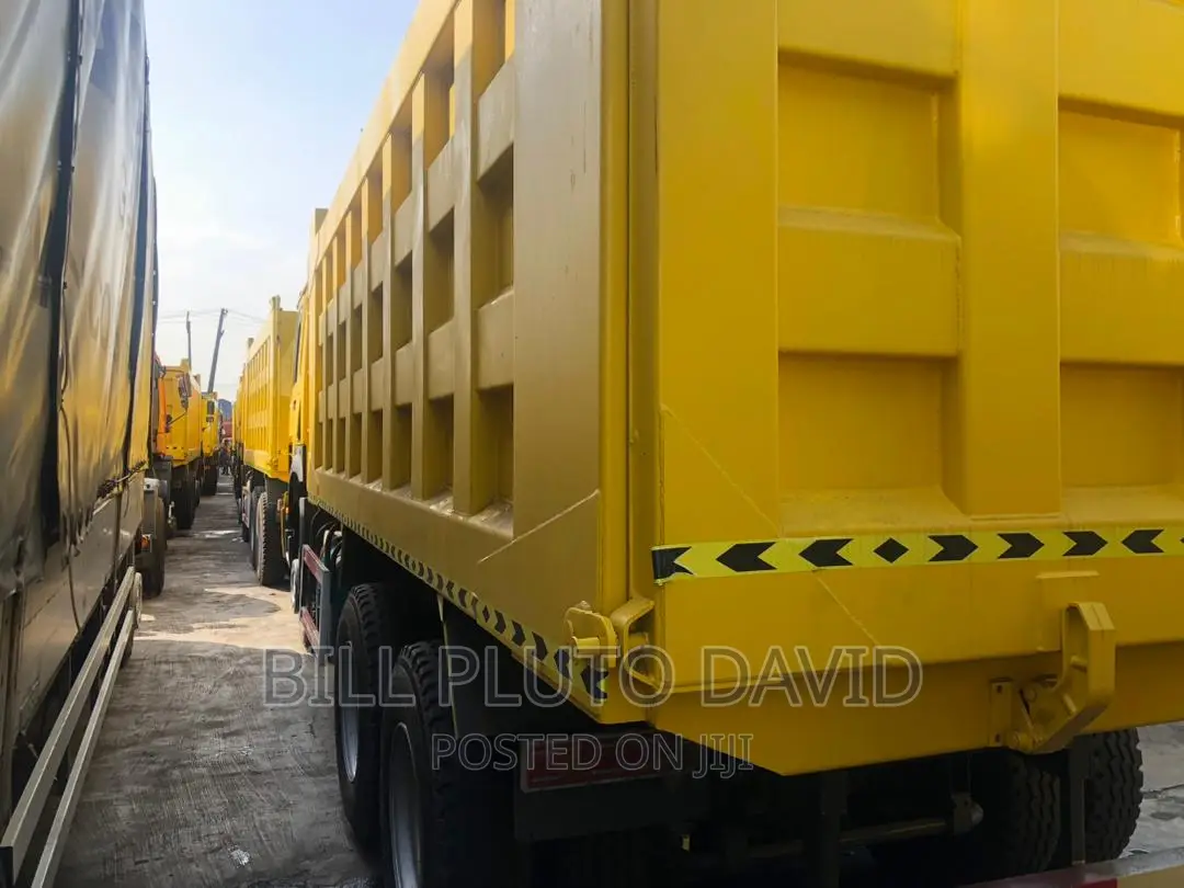 Tipper Truck Vehicle