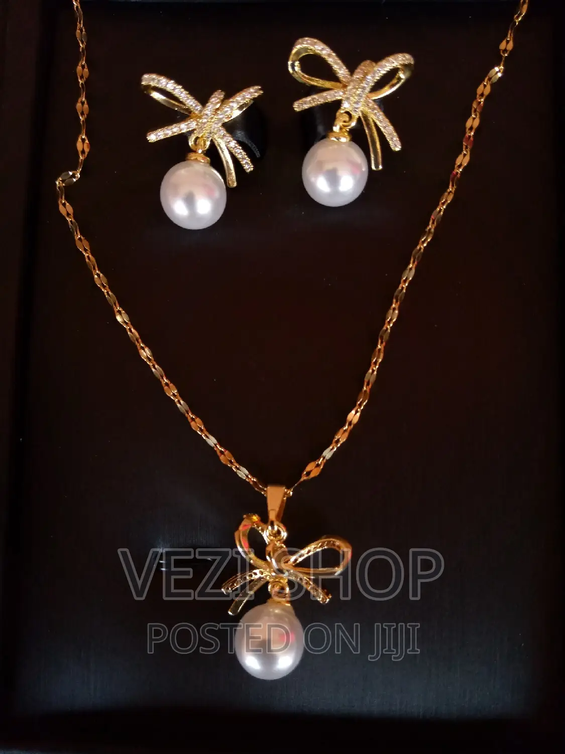 Sparky Beautiful Necklace Sets