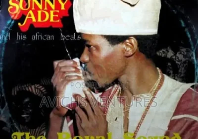 144272415_NjAwLTYwMC1mNDI1NjliZjM3