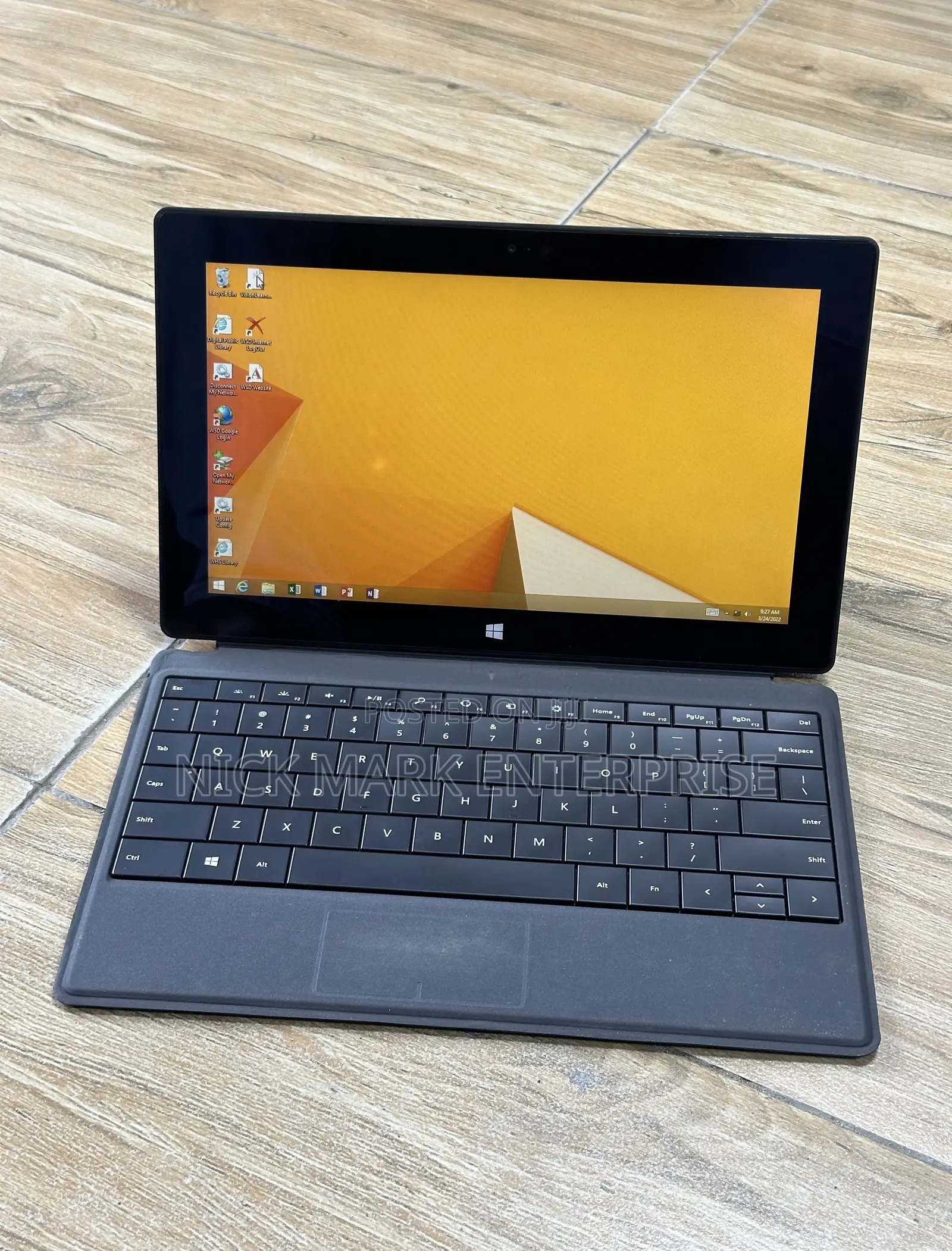 Laptop Microsoft Surface Book 2GB Intel Core 2 Quad SSD 32GB