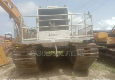 150268690_MTA0MC03ODAtZjNlYWQ0NWMzMw