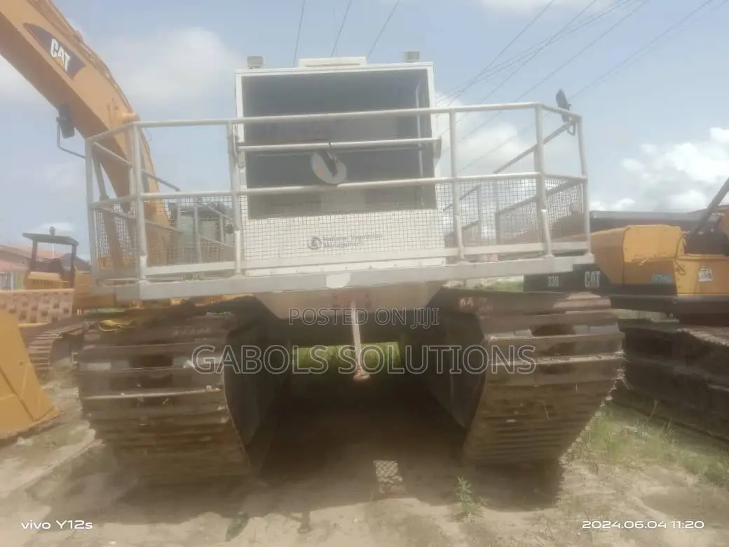 Amphibious People Carrier.