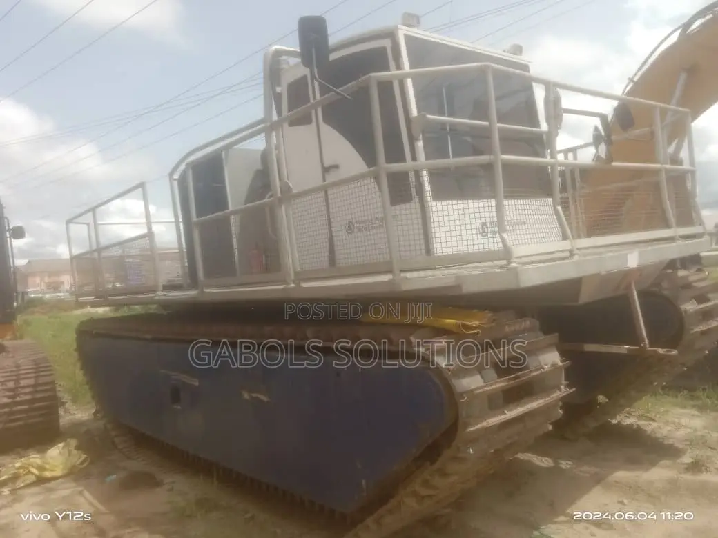 Amphibious People Carrier.