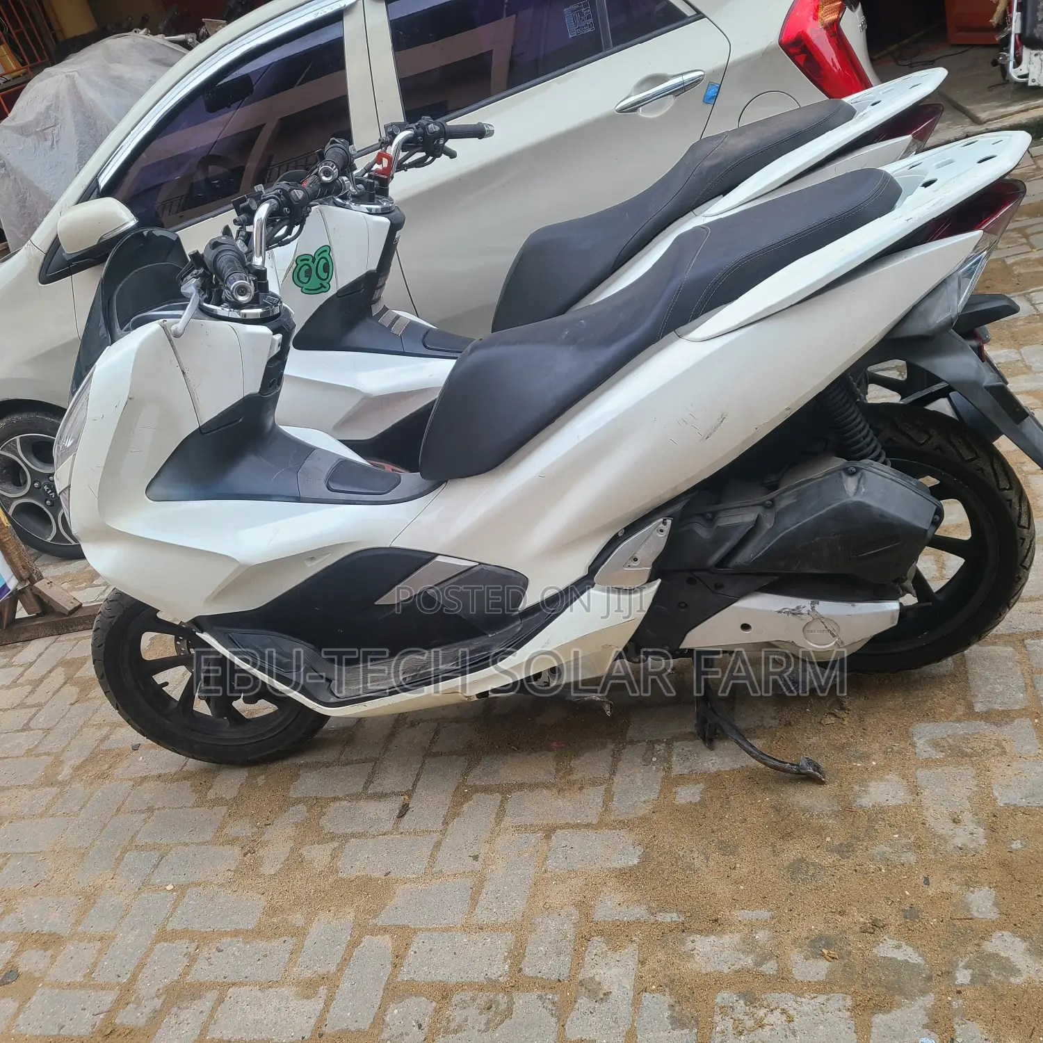 Honda CB 2019 White