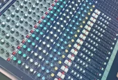 Soundcraft Lx7 24 Channel Mixer