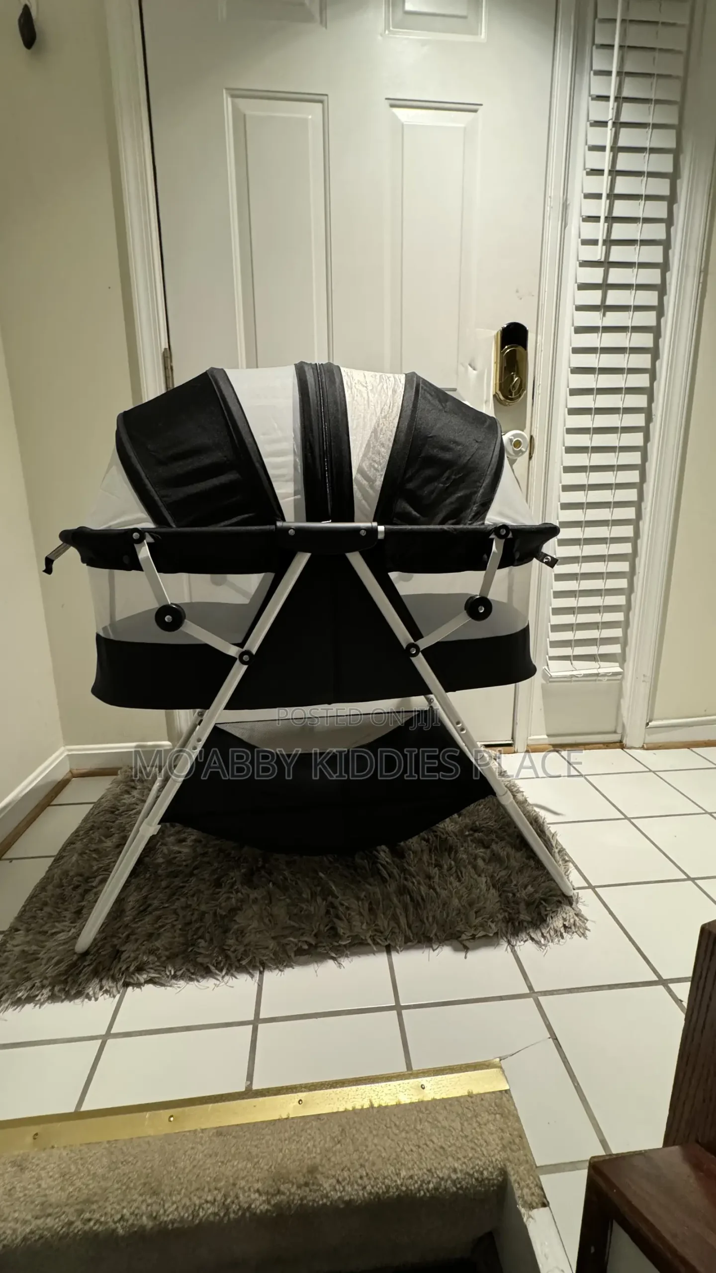 Tokunbo Like New US Used Infant Zipper Bassinet