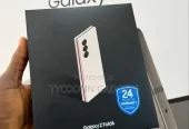 New Samsung Galaxy Z Fold6 256 GB Gold