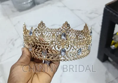 156142359_OTAwLTE2MDAtNzcwZTc4ZTcyYQ