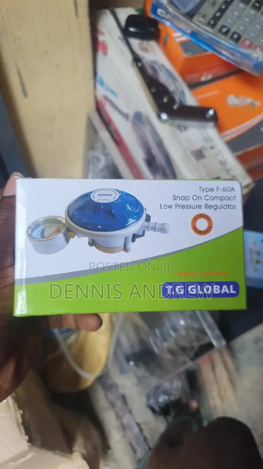 Gas Cylinder Regulator With Guage