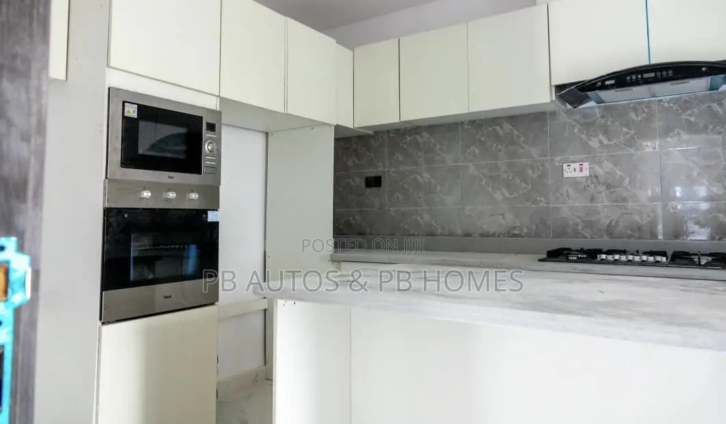 4bdrm Townhouse/Terrace in Ocean Bay Estate, Lekki for sale