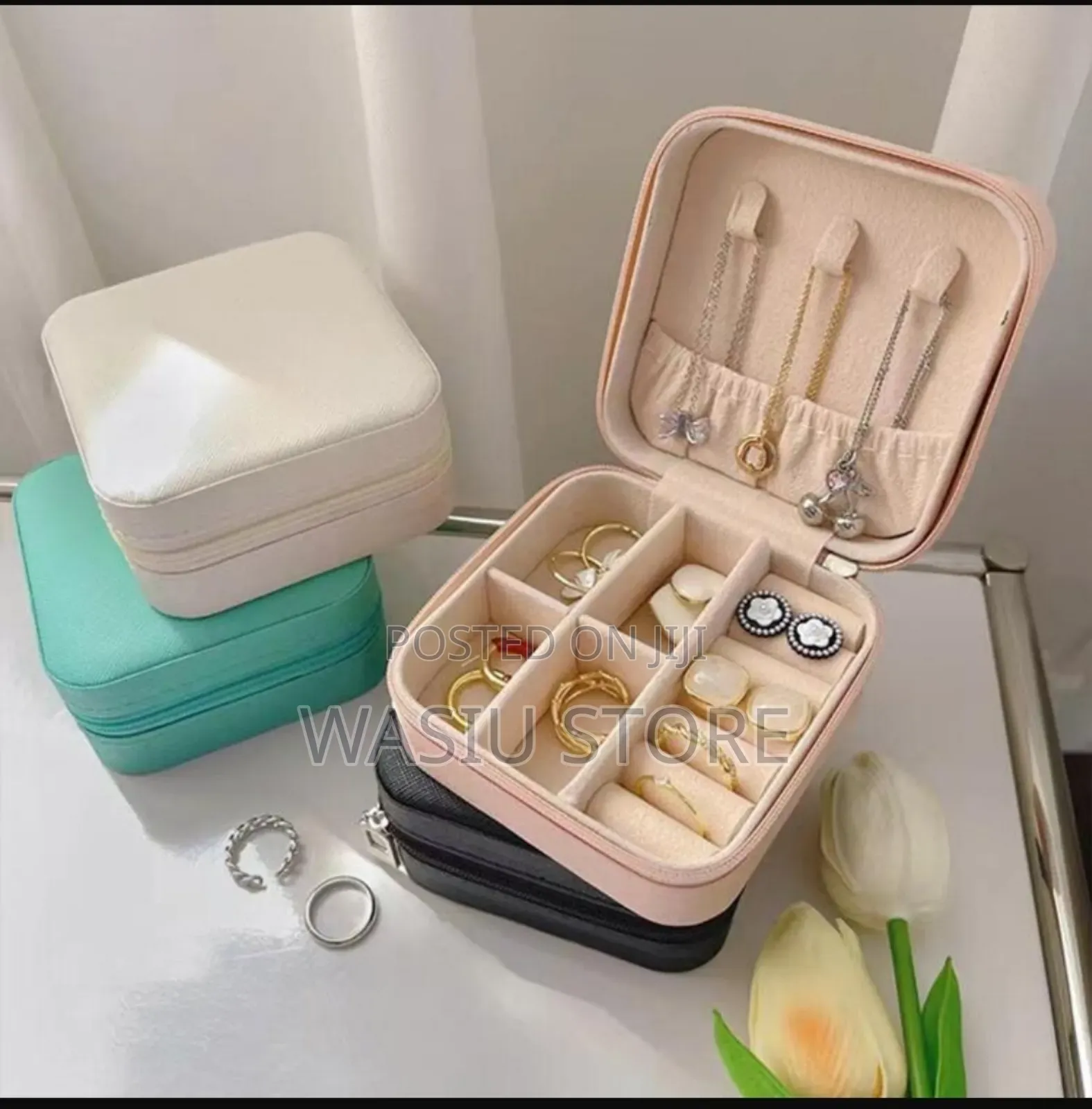 Multi-Grid Jewelry Storage Box