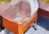 Standing Cacoon Baby Bed