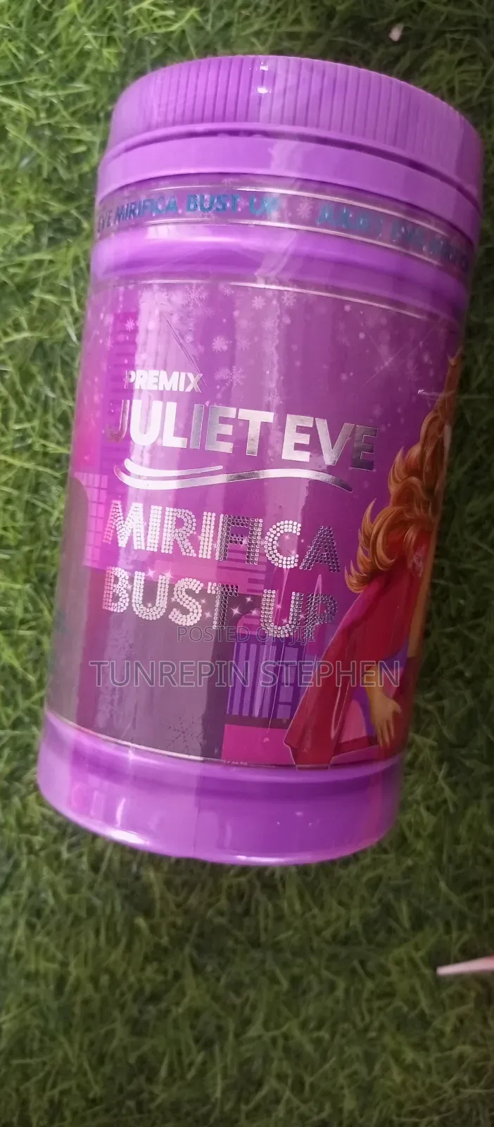 Juliet Eve Mirifica Bust Up Powder.