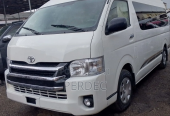 Toyota HiAce 2018 White