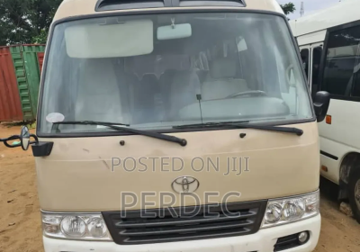 162589764_MTIwMC0xNjAwLTBiNWQwMTk4OWE-1