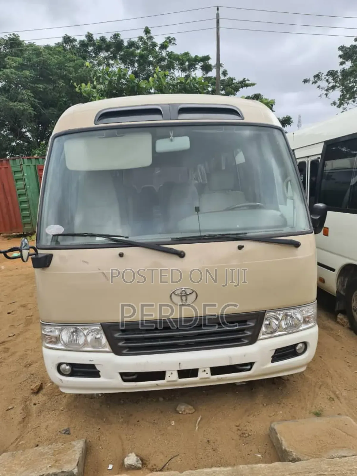 Toyota Coaster 2015 Gold