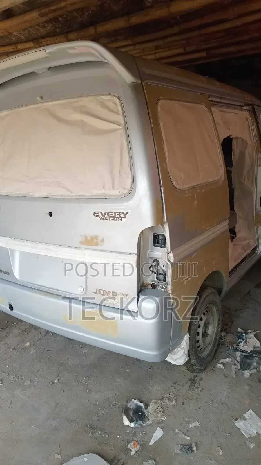 Auto Body Works and Car Spraying Services.