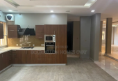 5bdrm Apartment in Chevron for rent