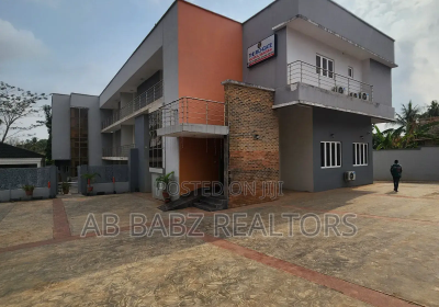 167015748_MTYwMC0xNjAwLTYxYjBkNjM1YjYtMQ