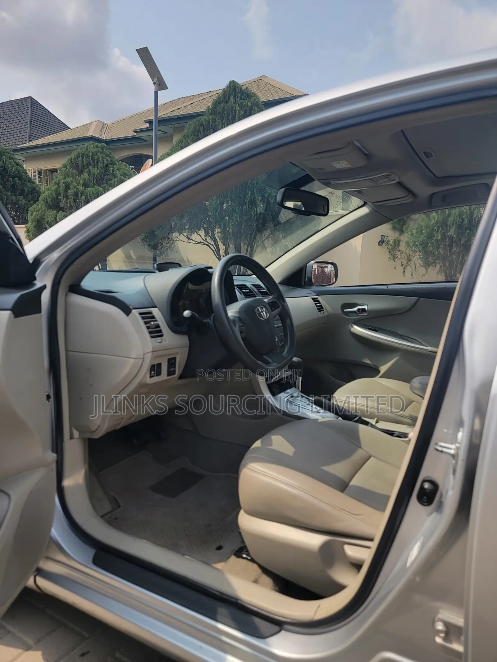 Toyota Corolla 2013 Silver