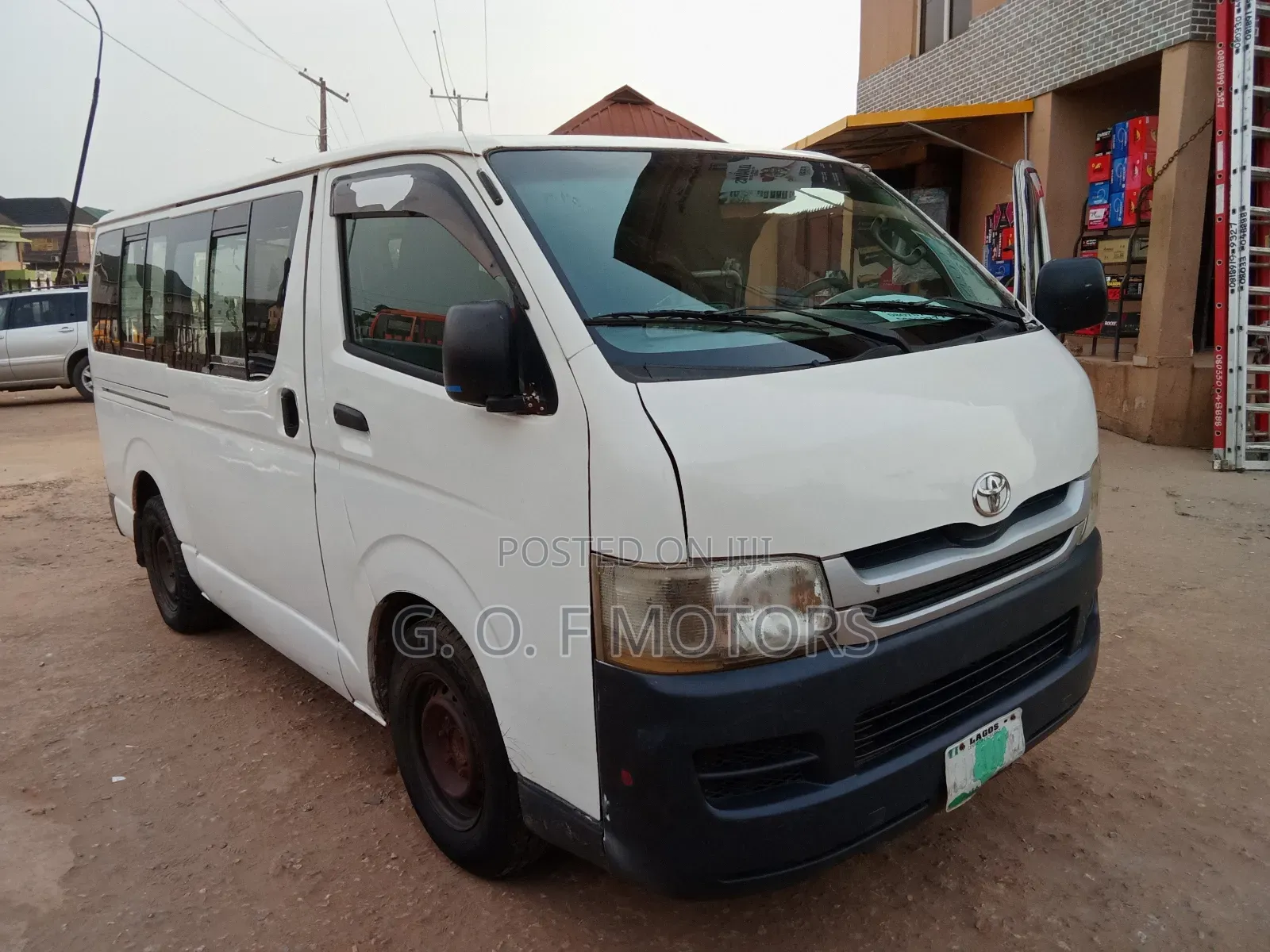 Toyota HiAce 2010 White