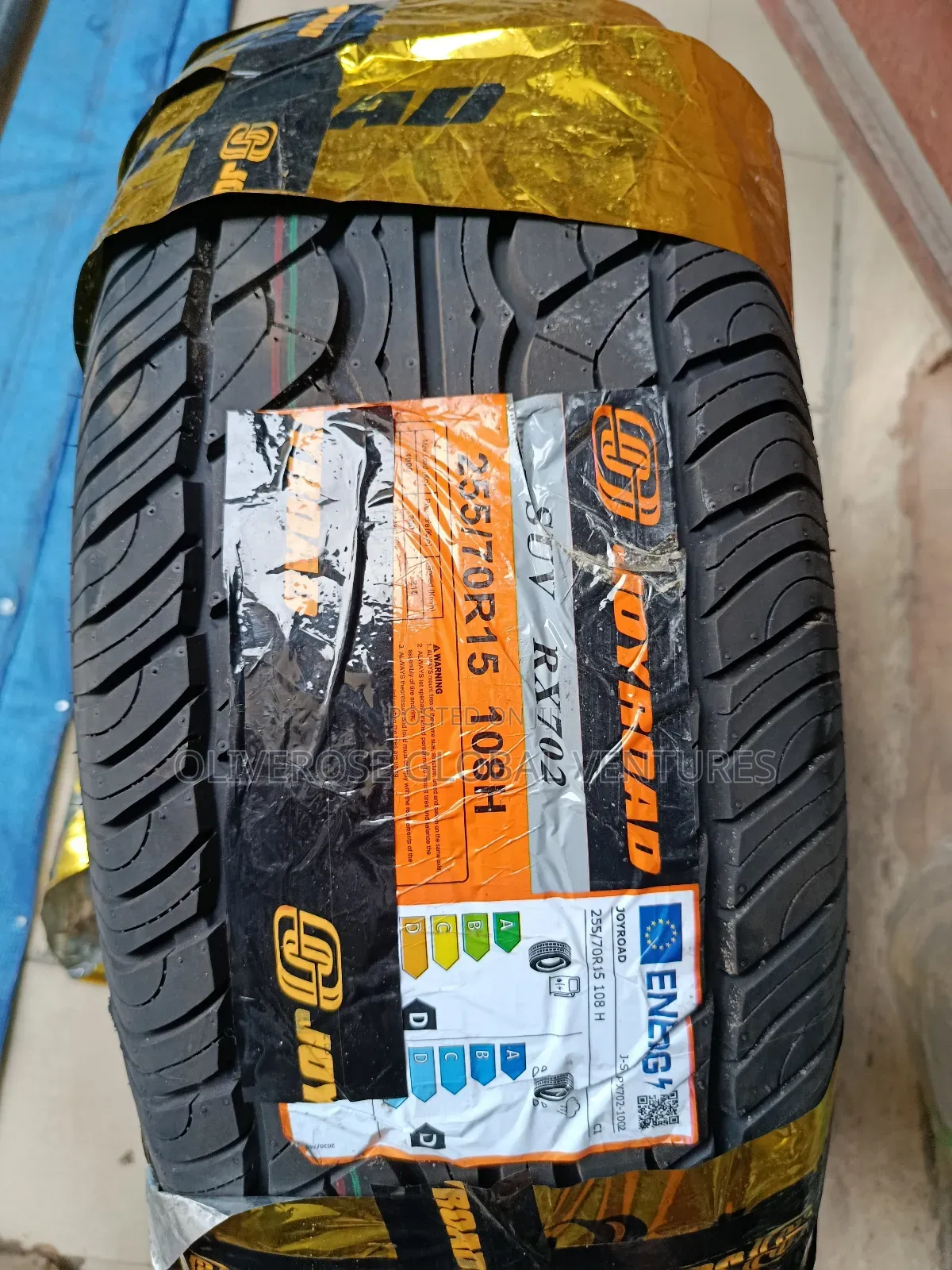 255/70/15 Tyre for Toyota Hilux