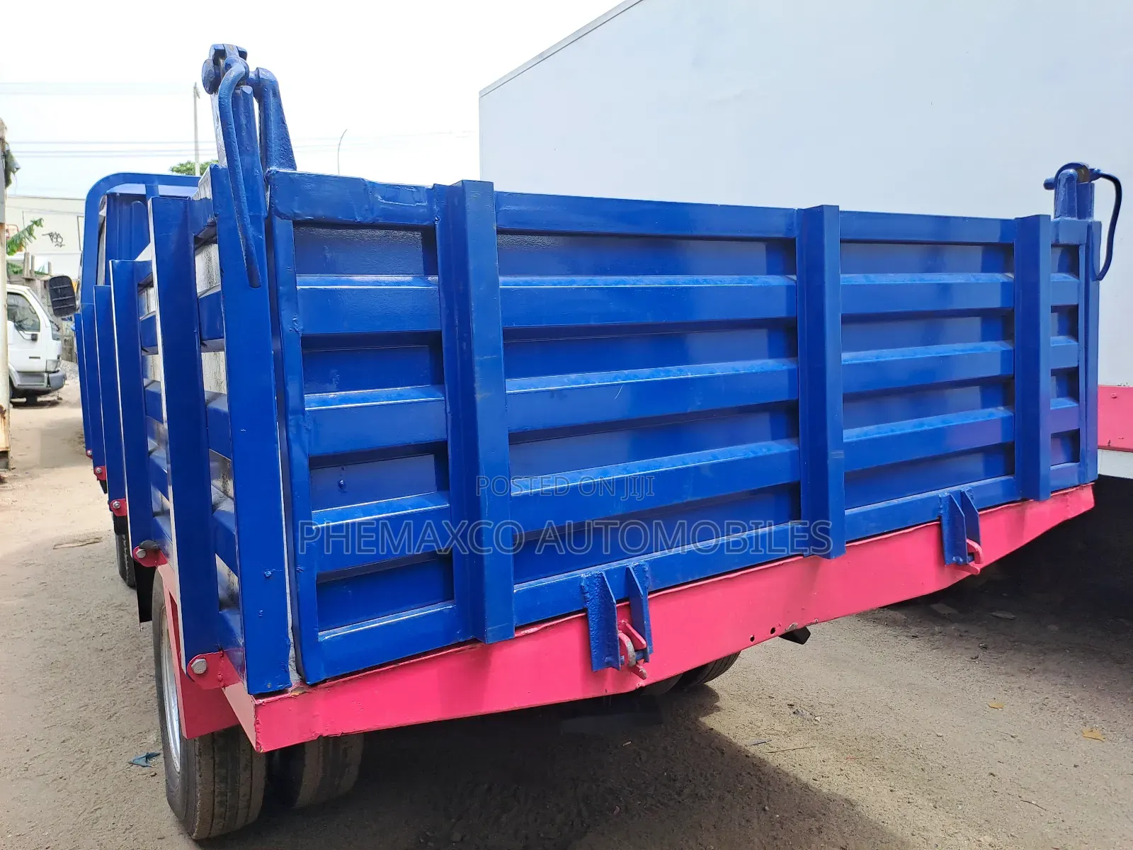 Mitsubishi Canter : Tipper, 6tyers, 5tons, Diesel Engine