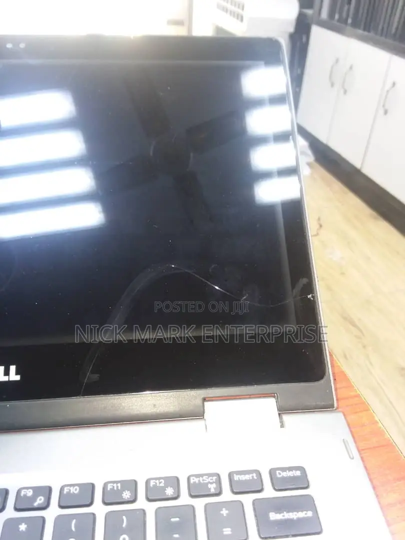 Laptop Dell Inspiron 13 5378 8GB Intel Core i3 SSD 256GB