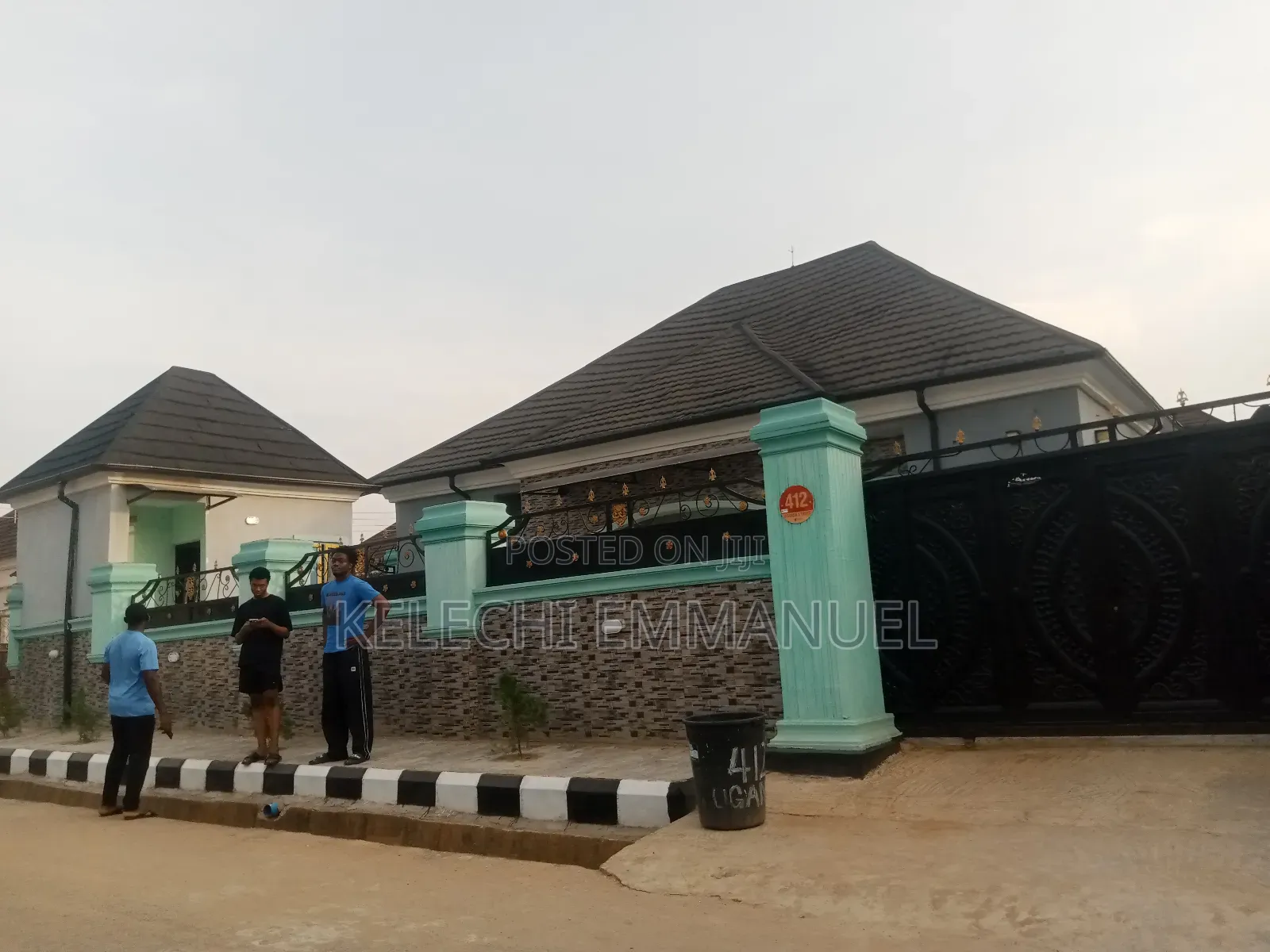 4bdrm Bungalow in Efab, Gwarinpa for rent