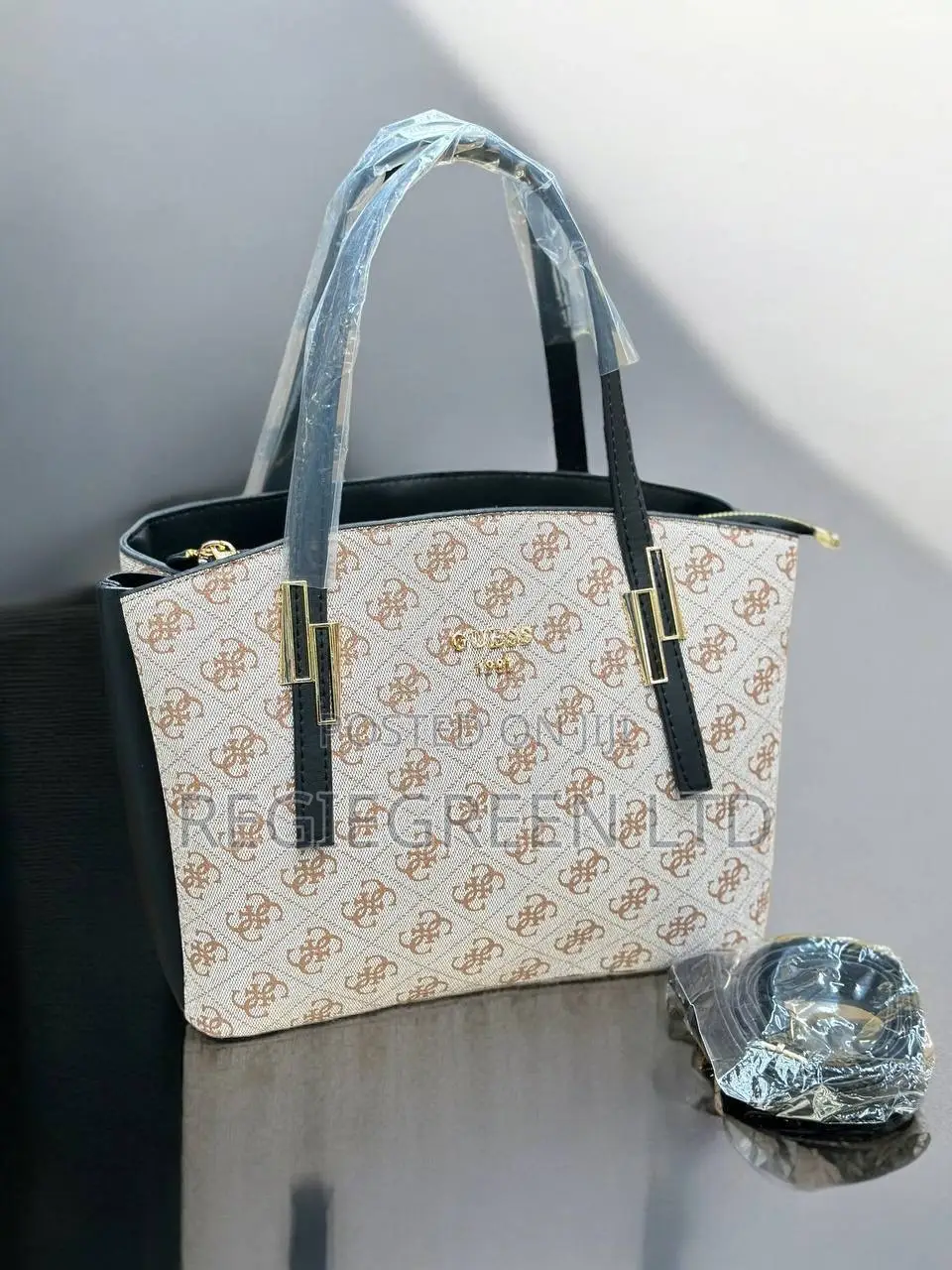 Classy Guess Bags