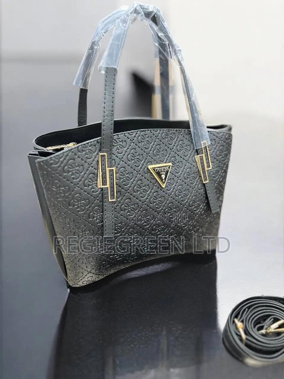 Classy Guess Bags