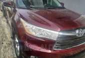 Toyota Highlander 2015 Red