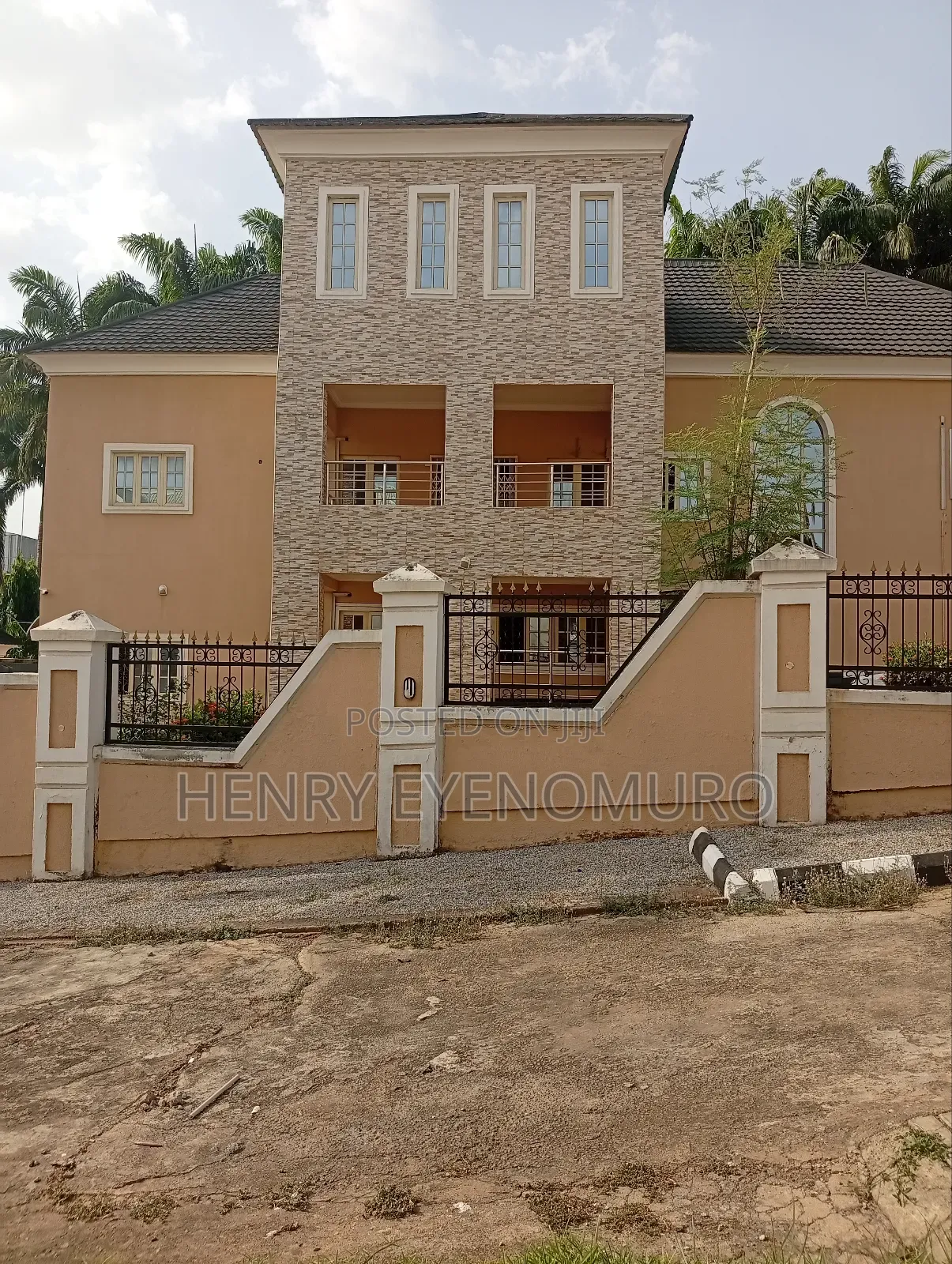 6bdrm Duplex in Maitama for rent