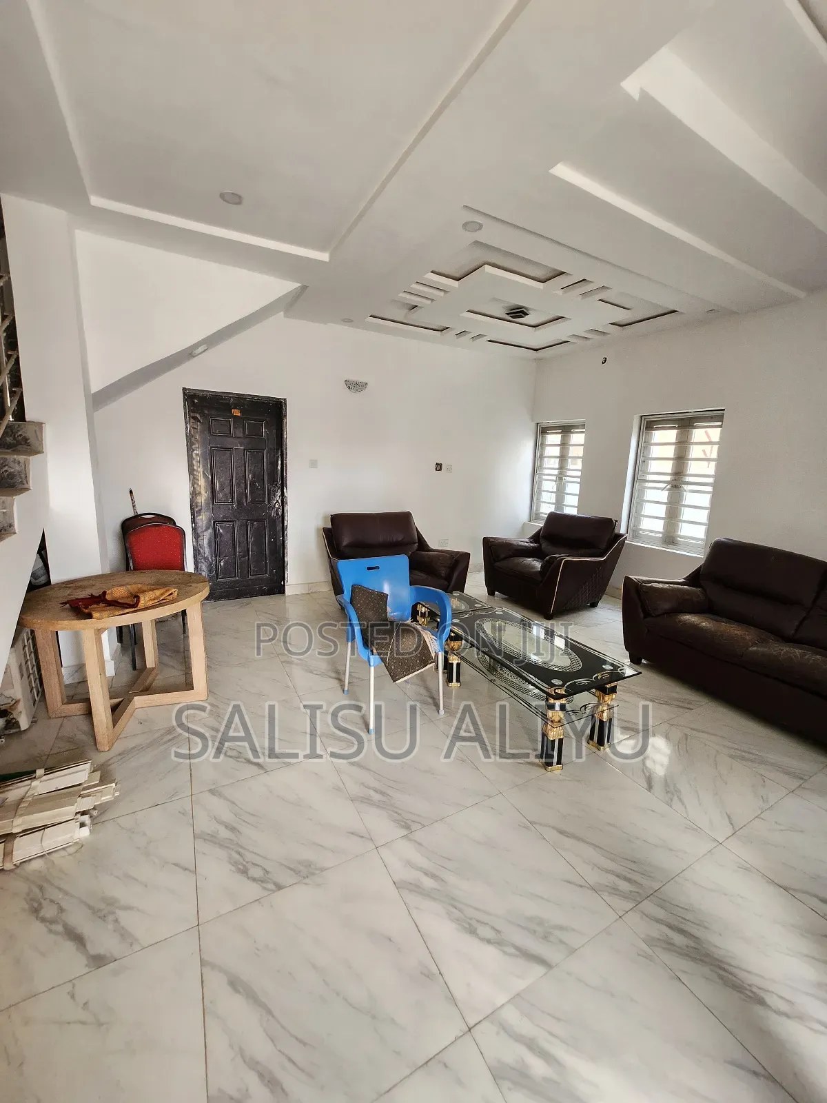 3bdrm Duplex in Apo Wumba Lokogoma for sale