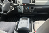 Toyota HiAce 2014 Black