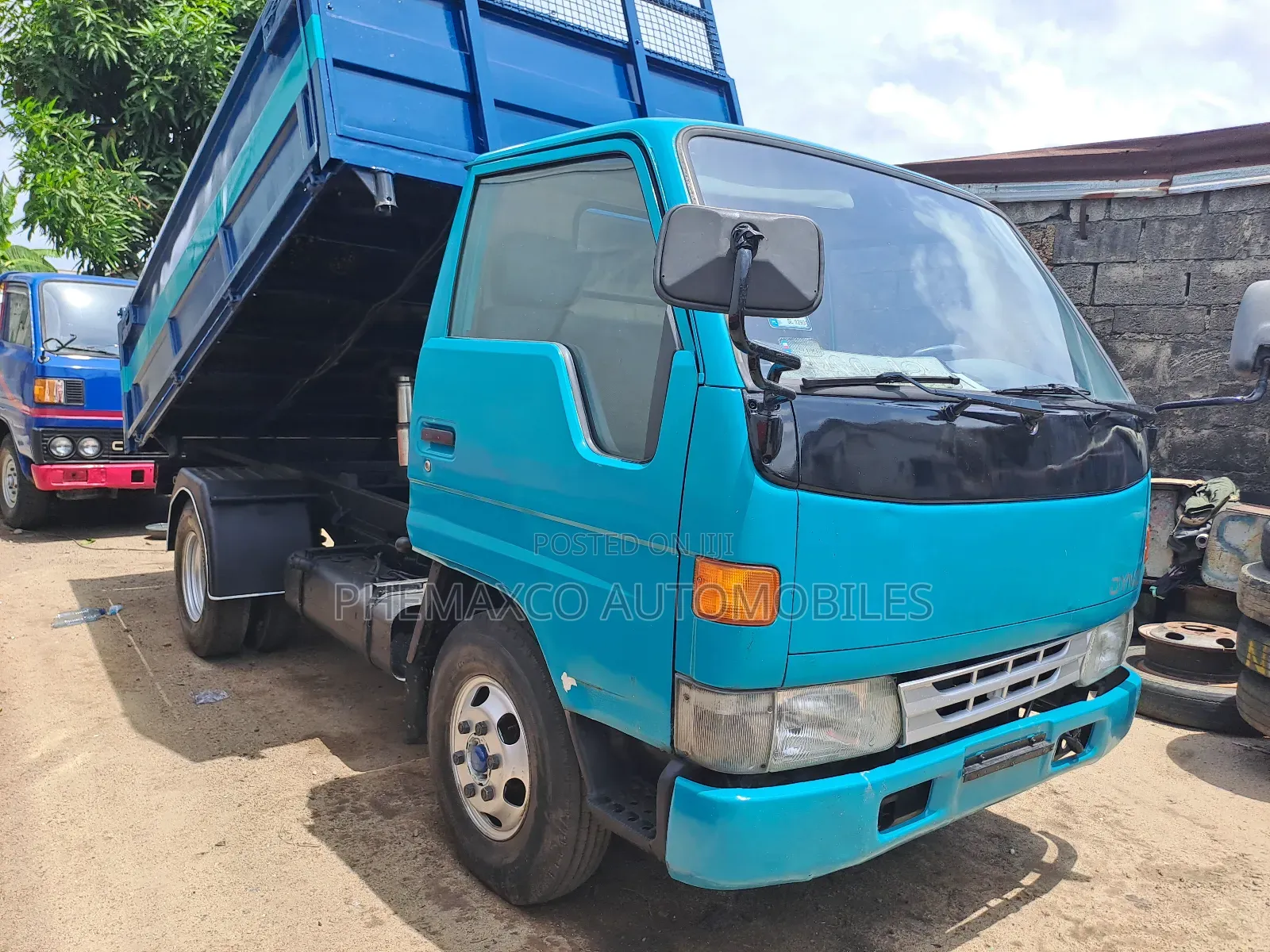 Toyota Dyna With Tipper Body