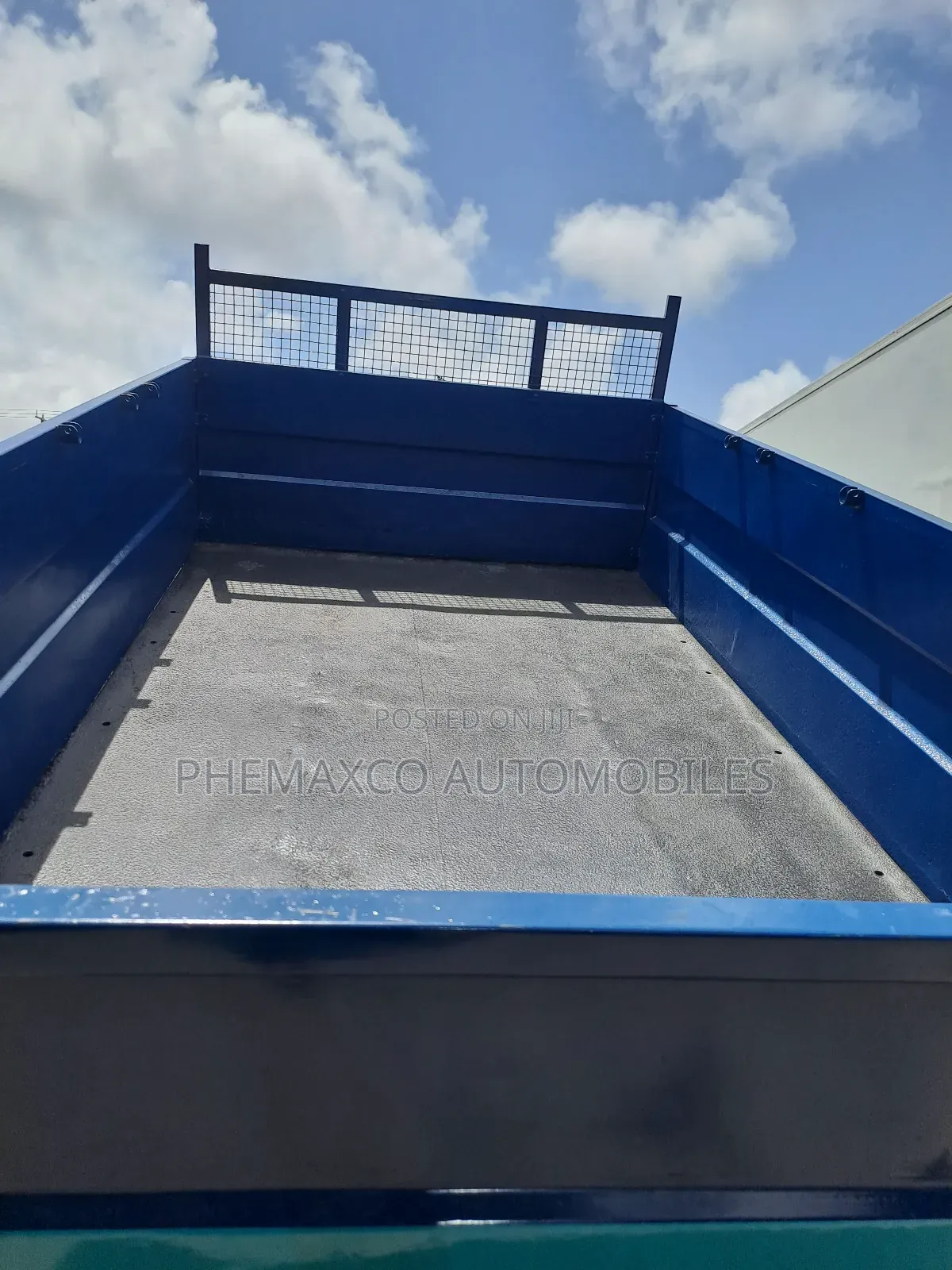 Toyota Dyna With Tipper Body