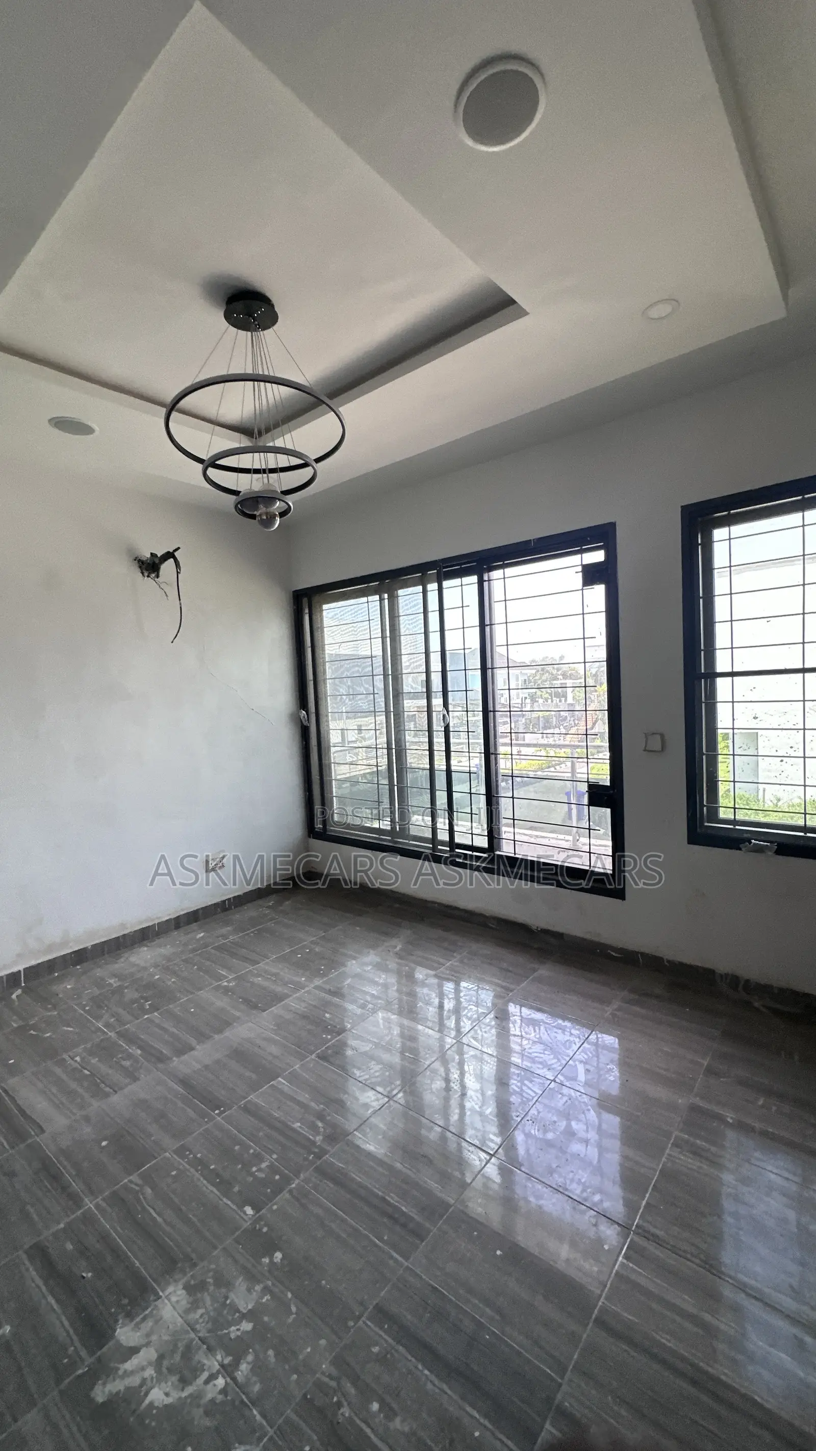 Furnished 2bdrm Room & Parlour in Fara Park, Sangotedo for rent