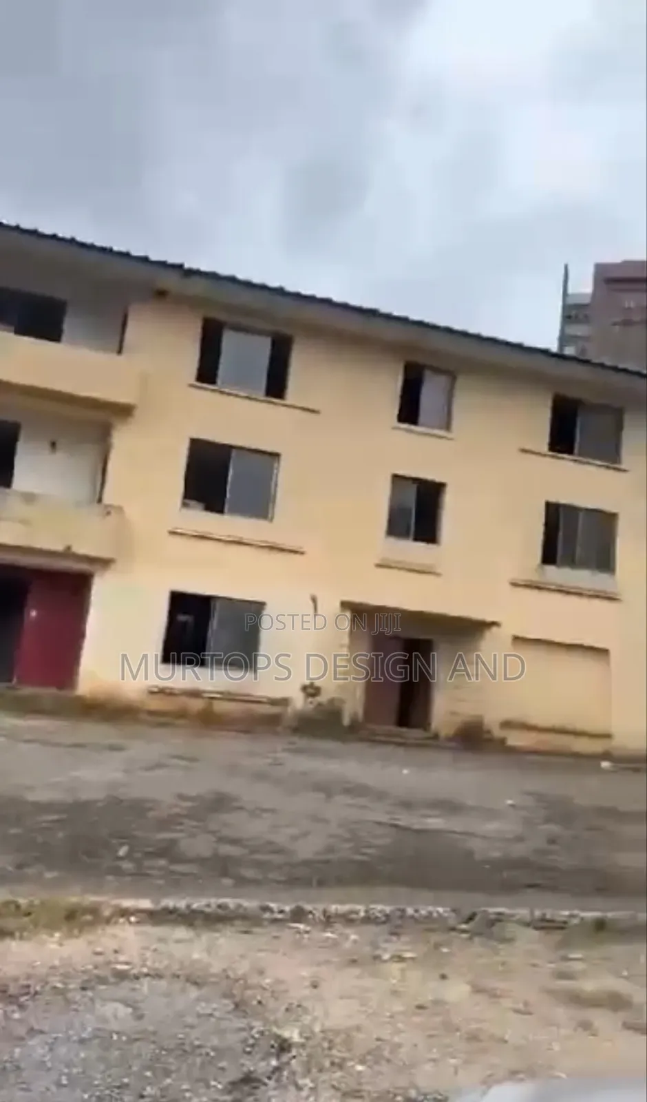 S Table Dry Land With Demolishable Structured