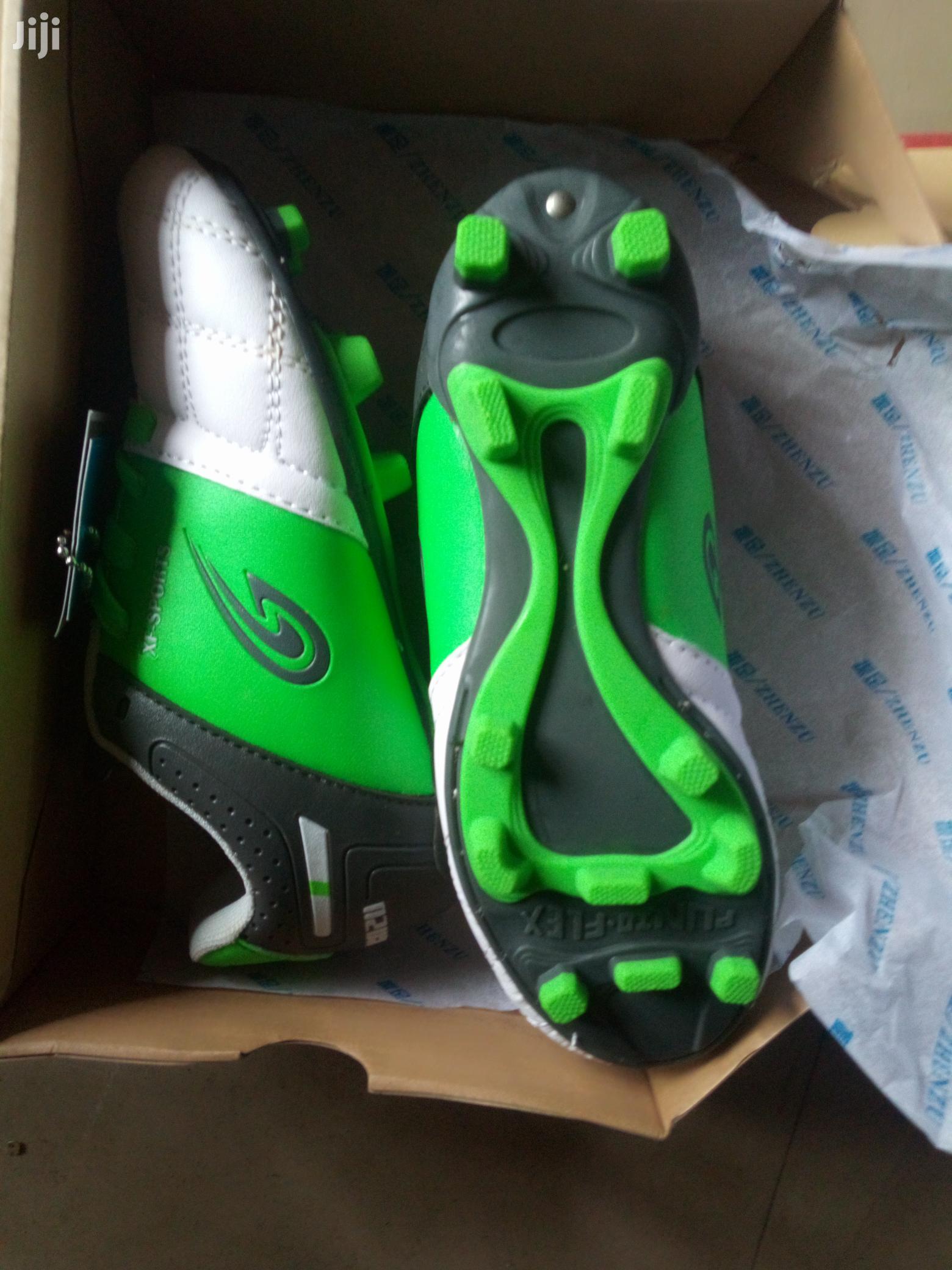 Kids Soccer Boots Is Available Size 31 to 38 Size
