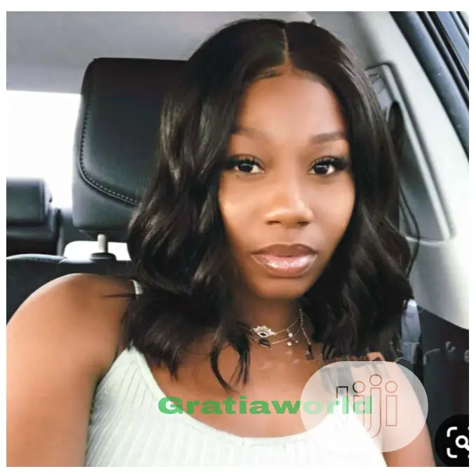 Classic Wavy Wig With Closure