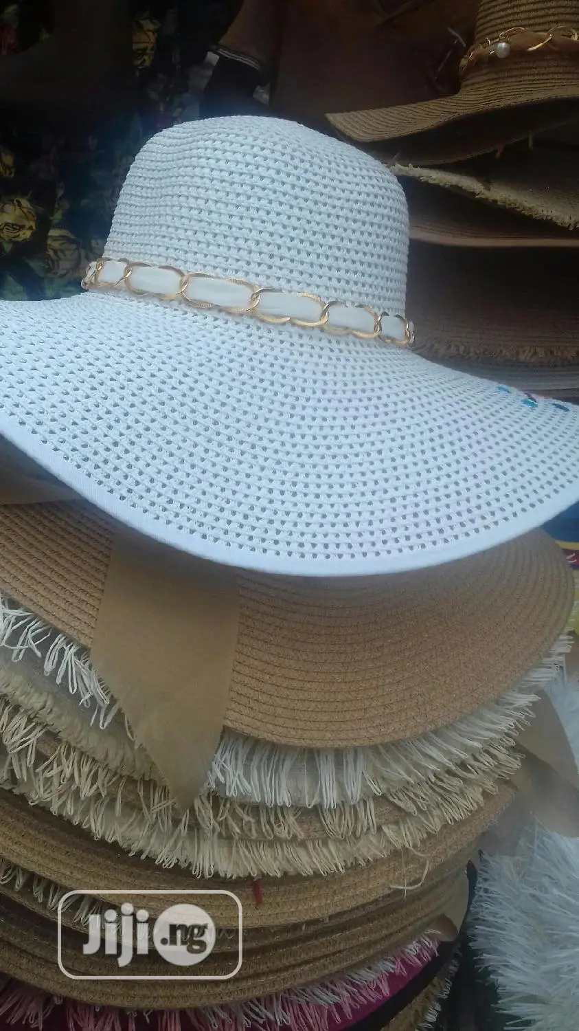 Beauties Beach Hat