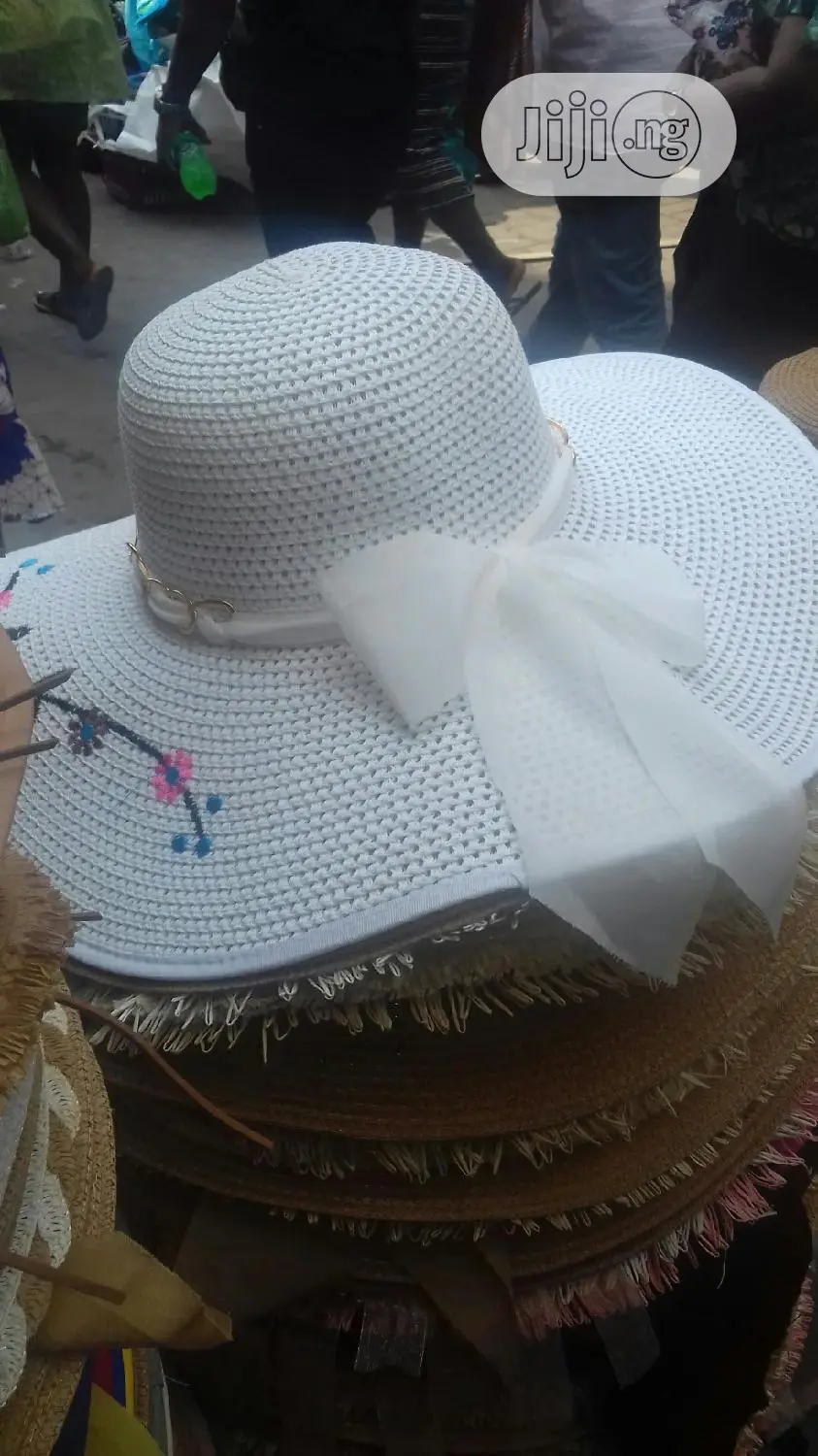 Beauties Beach Hat