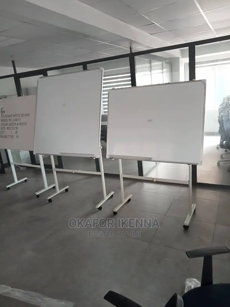 Standard Foreign Magnetic Board