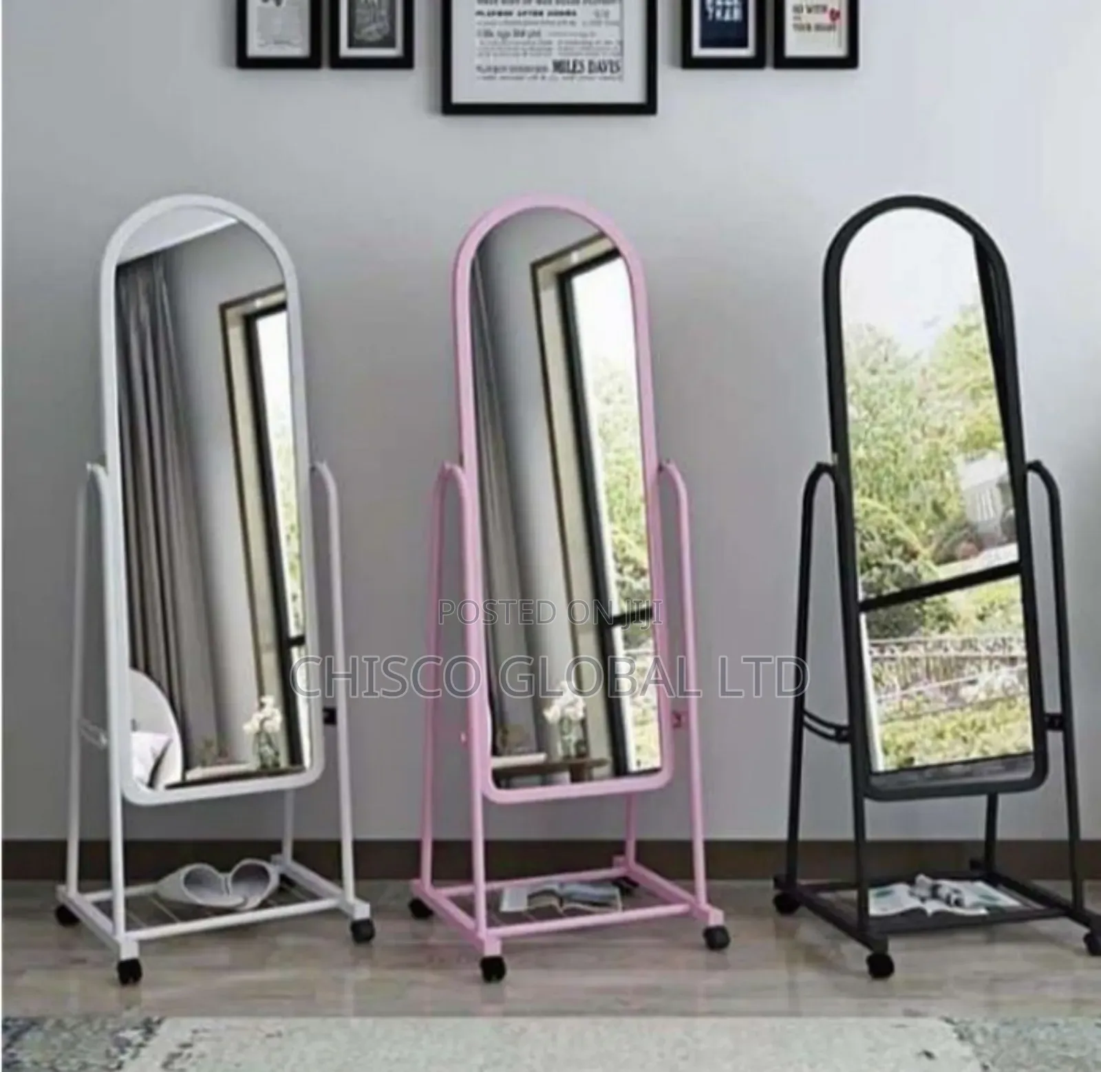 Mobile Dressing Mirror